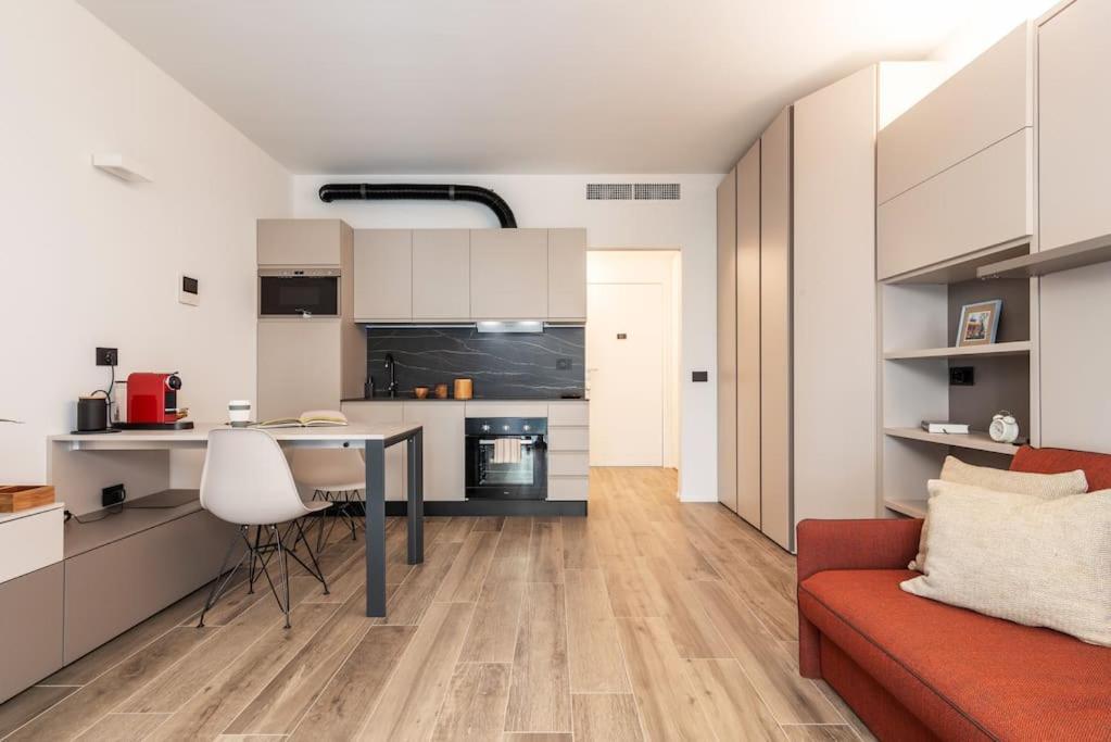 Emotichome 7 Flexyrent Studio ミラノ エクステリア 写真