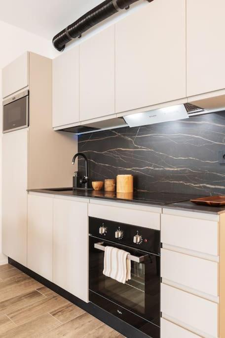 Emotichome 7 Flexyrent Studio ミラノ エクステリア 写真